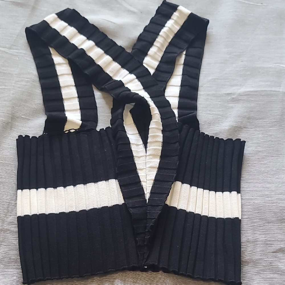 SHEIN Blue and Black Sleeveless Tank Top with Sailor Collar
